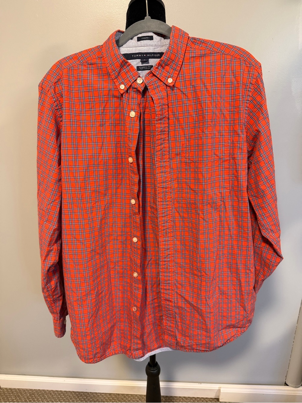 Tommy Hilfiger Men’s Medium Orange Red Plaid Button Down Shirt Classic Fit